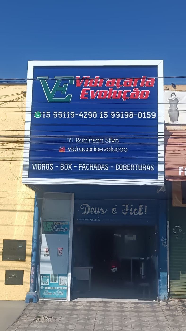 Fachada da Vidraçaria Evolução